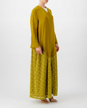 Load image into Gallery viewer, Style 61 - Chiffon Lace - Olive
