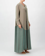 Load image into Gallery viewer, Style 61 - Light Grain Crepe - Dark Green
