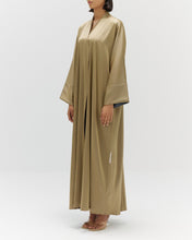 Load image into Gallery viewer, Style 53 - Two Tone Crepe - Wood
