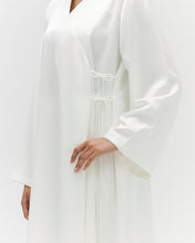 Load image into Gallery viewer, Style 50 - Satin - White
