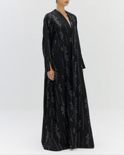 Load image into Gallery viewer, Style 52 - Crepe - Black
