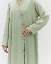 Load image into Gallery viewer, Style 54 - Textured Crepe - Matcha
