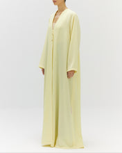 Load image into Gallery viewer, Style 56 - Crepe - Daisy
