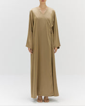 Load image into Gallery viewer, Style 50 - Two Tone Crepe - Wood
