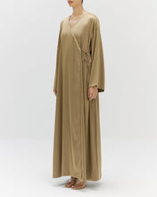 Load image into Gallery viewer, Style 50 - Two Tone Crepe - Wood
