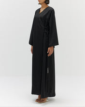 Load image into Gallery viewer, Style 50 - Stripe Gaberdine - Black
