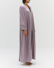 Load image into Gallery viewer, Style 53 - Two Tone Crepe - Lavender
