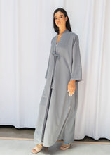 Load image into Gallery viewer, Style 20 - Gray Light Crepe
