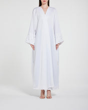Load image into Gallery viewer, Style 23 -White Satin

