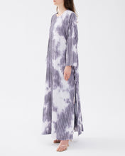 Load image into Gallery viewer, Style 38 - Stretch Tie-Dye - Haze
