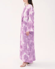 Load image into Gallery viewer, Style 40 - Stretch Tie-Dye - Grape
