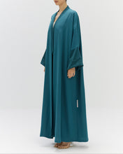Load image into Gallery viewer, Style 51 - Suede/Crepe - Teal
